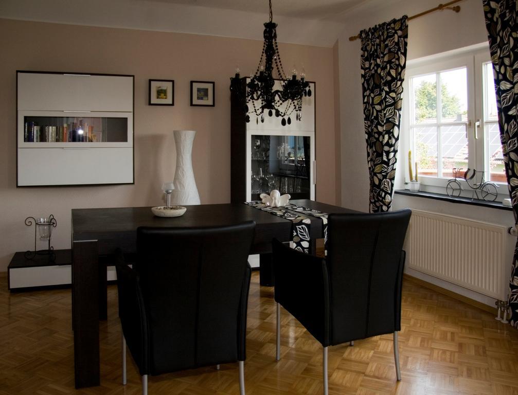 Ferienhaus Ginsterbluete Шляйден Номер фото
